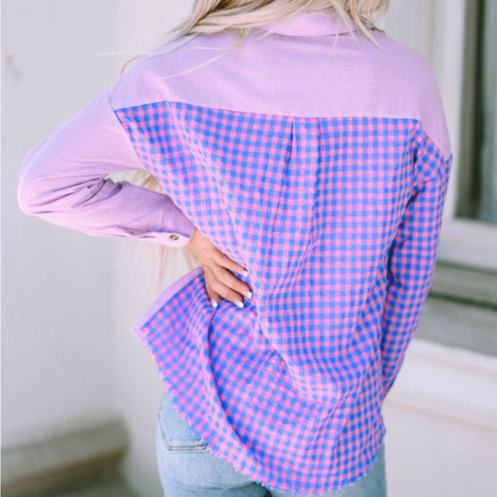 Lightweight Purple & Pink Checkered Plaid Button Down Top, Frayed Hem - Picture 9 of 15